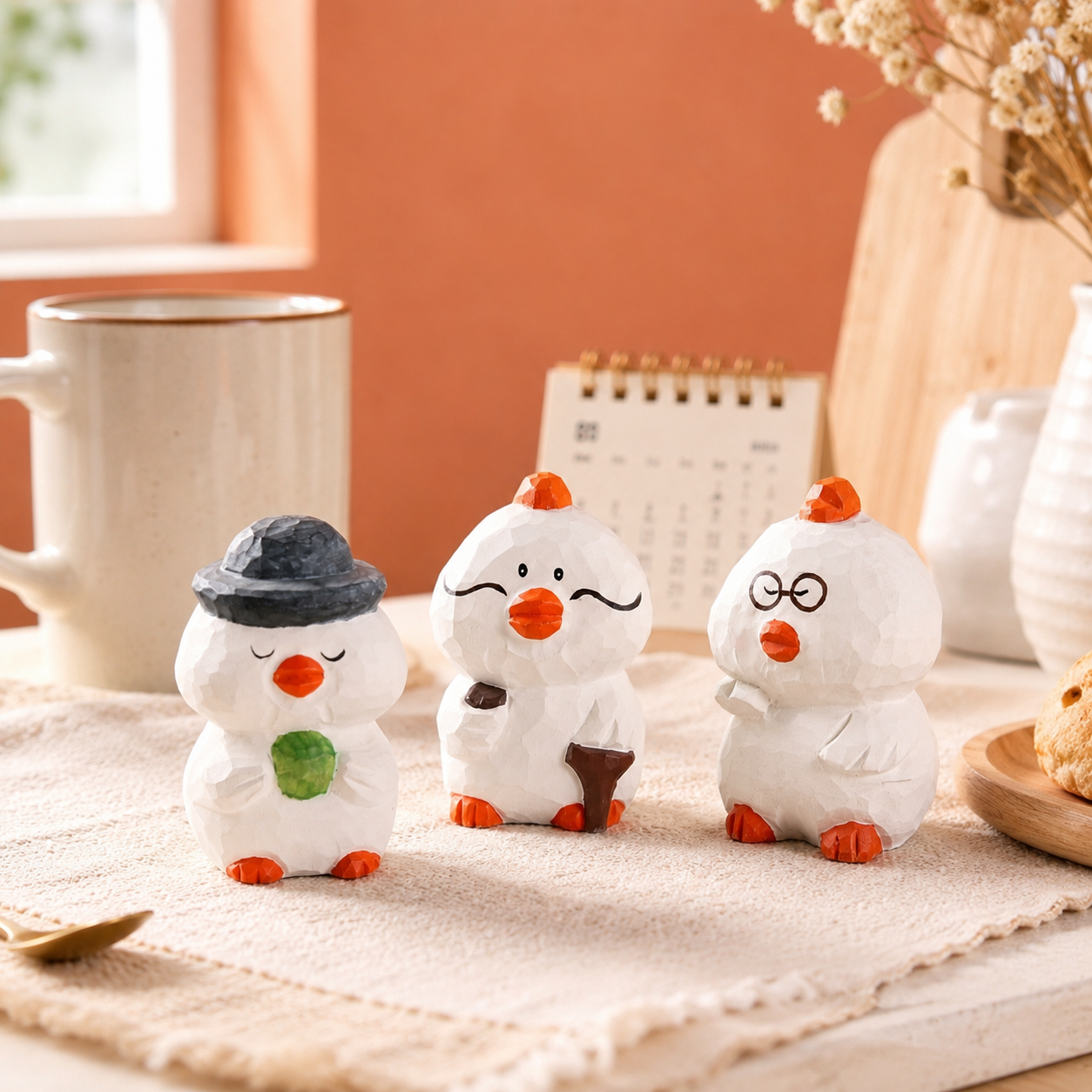 Cute Handmade Wooden Duck Ornaments, Creative Tabletop Art Decor for Home Office Car Decoration