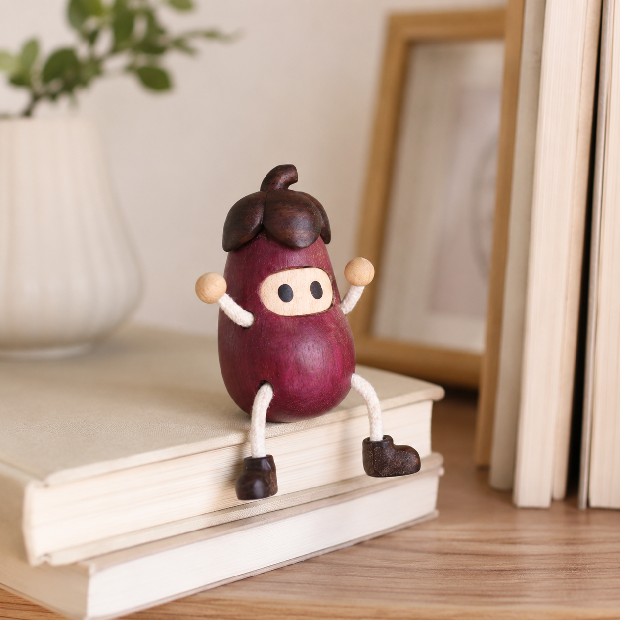 Fun Handmade Wooden Ornaments, Cute Creative Desktop Decorations